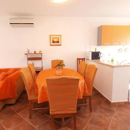 Fuer 7 Personen Ca 90 Qm In Fazana, Istrien Istrische Riviera * Fazana