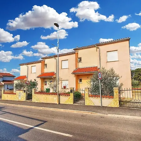 Fuer 7 Personen Ca 90 Qm In Fazana, Istrien Istrische Riviera Apartment Fazana